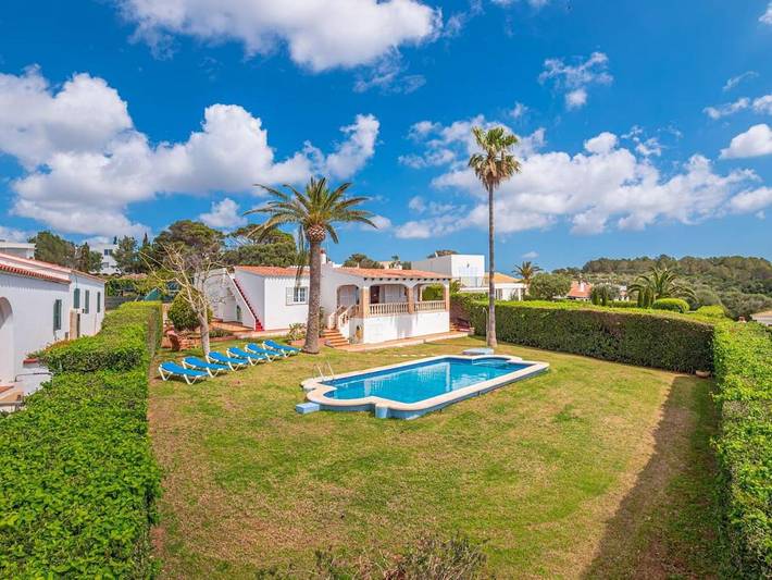 Apartamento para 6 personas, con jardín en Binisafua