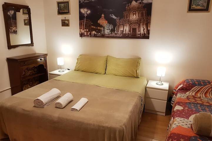 Casa vacanza per 3 persone a Catania