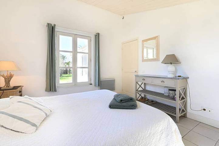 Location de vacances pour 6 personnes, avec jardin dans Plage de Trousse-Chemise - 3