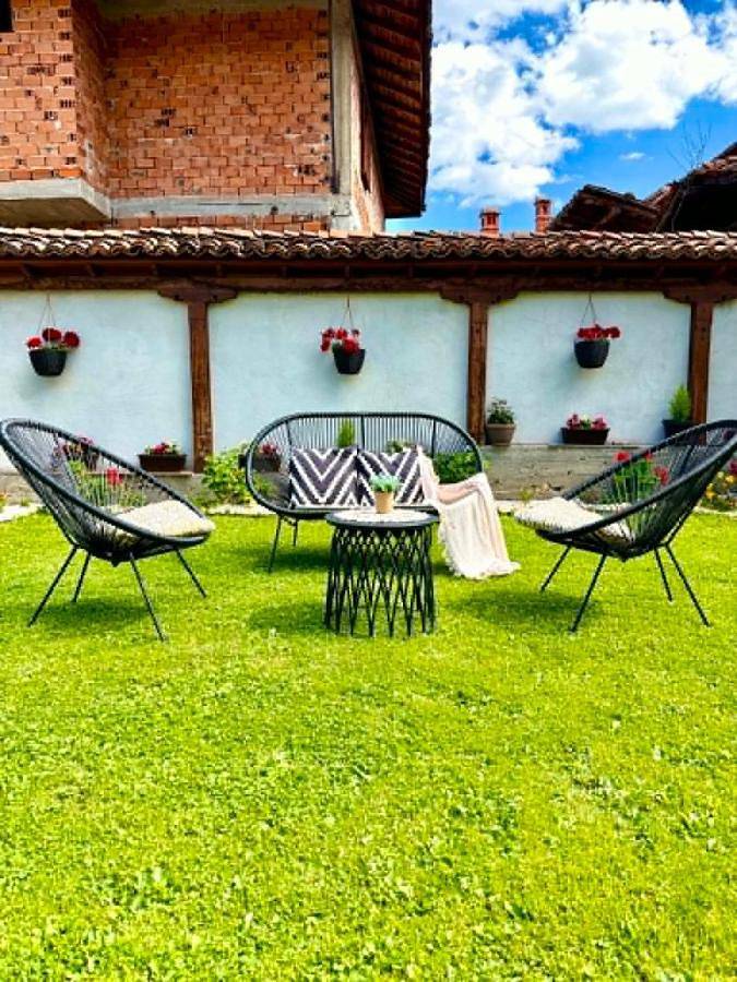 Maison d’hôte pour 4 personnes, avec jardin ainsi que vue et balcon à Koprivchtitsa - 2