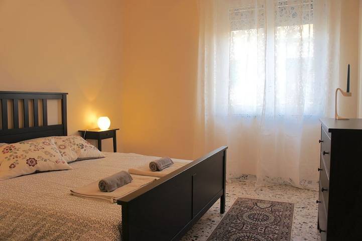 Appartamento intero, Galatea, centro città con vista sul mare in La Battigia, Catania