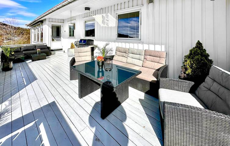 Ferienhaus für 6 Personen mit Garten in Mandal