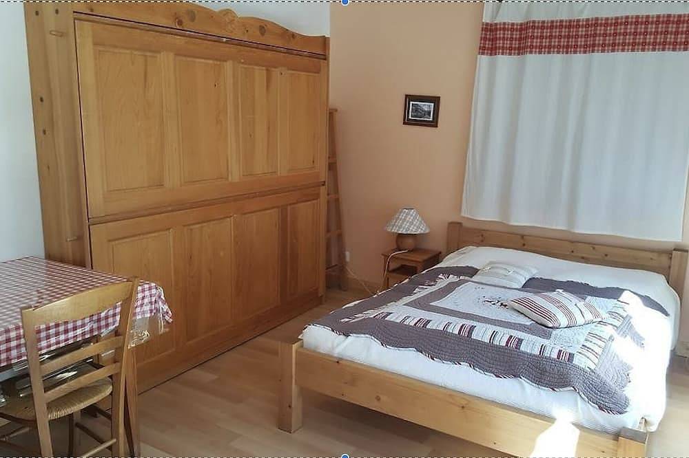 Apartamento entero, Gite 8 km from the access to Alpe d'Huez large domain in Allemond, Parque Nacional de los Ecrins