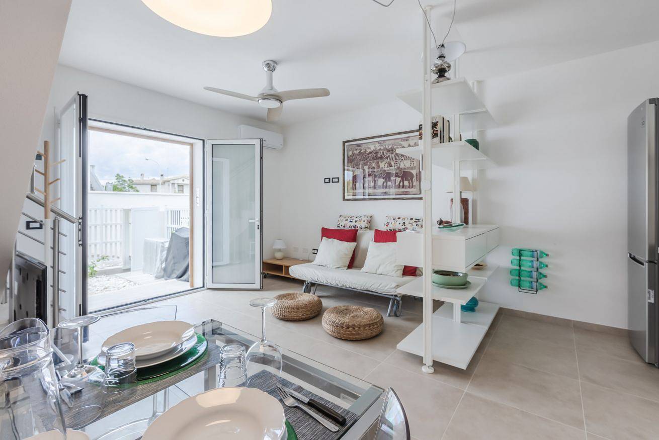 Appartamento intero, Pula Comfy Apartment w/ Private Parking in Pula Cagliari, Pula e dintorni