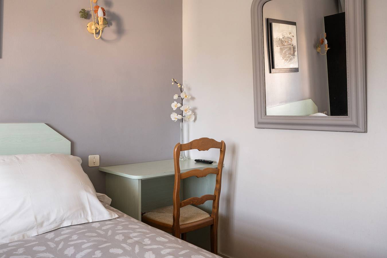 Chambre d'hôtes 'La Mansardière - Chambre 3' avec jardin commun et Wi-Fi in Cancale, Baie du Mont-Saint-Michel