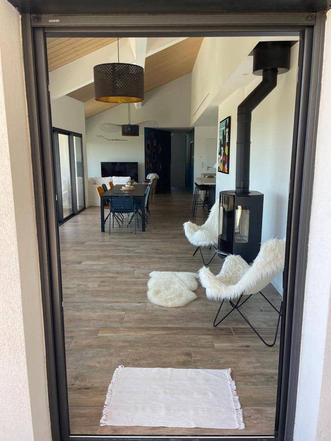 Villa pour 10 personnes, avec piscine ainsi que vue et jardin, animaux acceptés à Toulon - 3