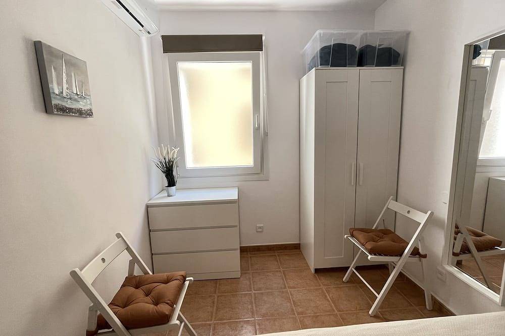 Hel lejlighed, Barceloneta Brand New Apartment A Few Meters From Playa San Miguel in Barcelona Centre, Barcelona