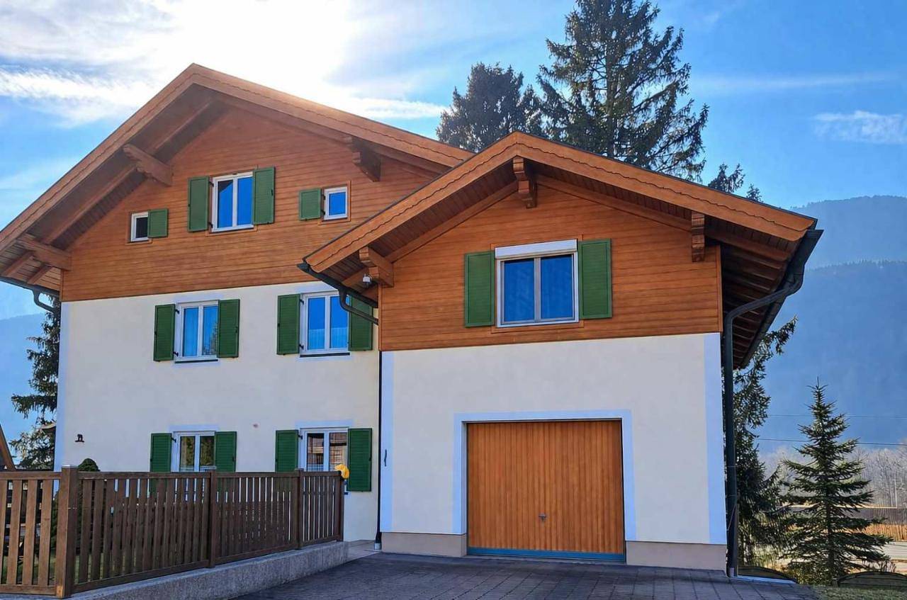 Ganze Wohnung, Ferienwohnung mit Küche & kleines Gästezimmer Lisi ohne Küche im Obergeschoß - 2 separate Einheiten - nahe Salzburg, ideal für Familien & Durchreise in Kuchl, Tennengau