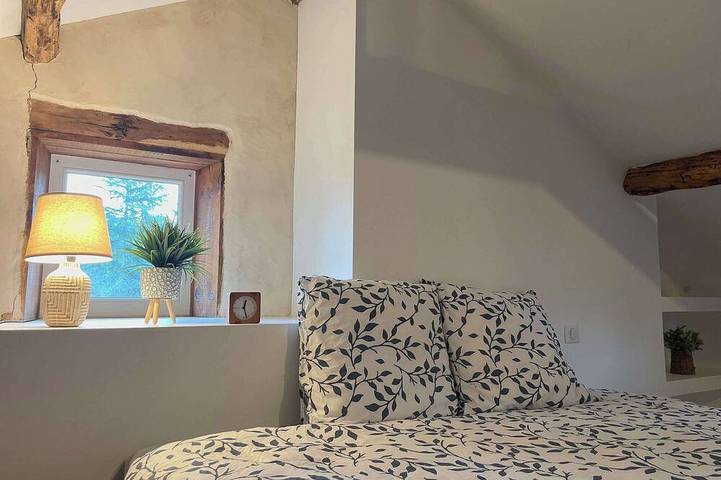 Location de vacances pour 6 personnes, avec jardin à Issac - 4