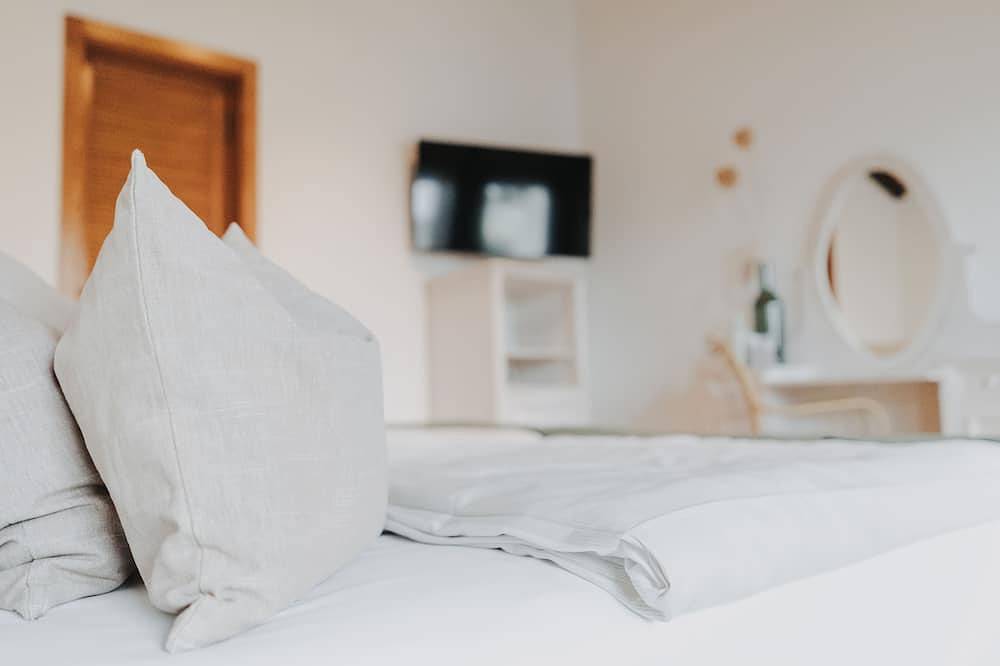 Ganze Wohnung, Ferienwohnung Saarschleife 140 qm - Wellness & Spa gegenüber inklusive! in Orscholz, Mettlach