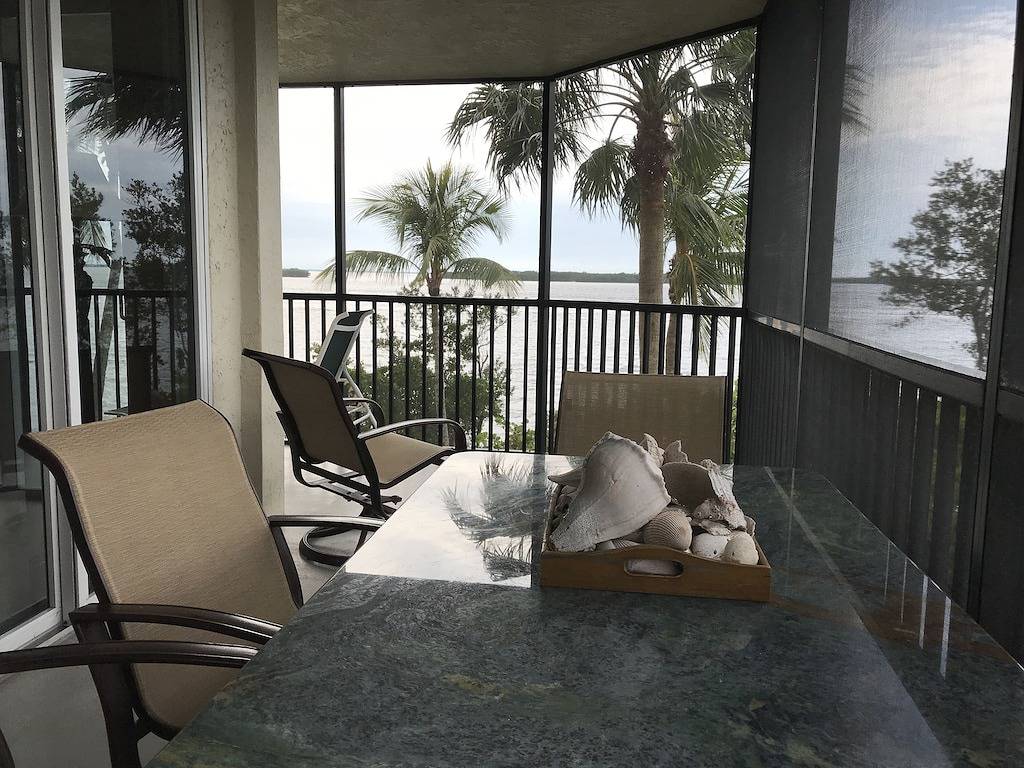 Ganze Wohnung, Wunderschön fertig Waterfront Beach Resort Condo bei Sanibelharbour in Punta Rassa, Southwest Florida