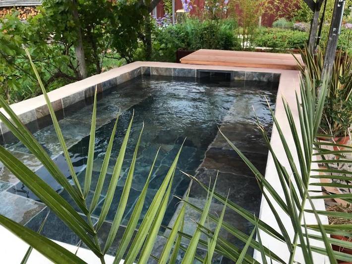Chambre d’hôte pour 2 personnes, avec Jacuzzi et Terrasse ainsi que Jardin et Piscine