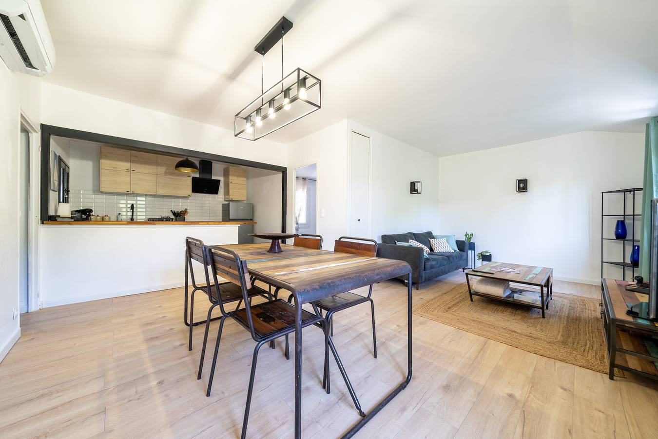 Apartamento entero, L'Écrin de Beaucaire - Climatisé, à 30 min d'Arles in Beaucaire, Region de Nimes
