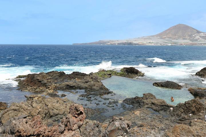 Holiday Home Blekys House on a Cliff with Sea View, Terrace & Wi-Fi in Gáldar, North Gran Canaria