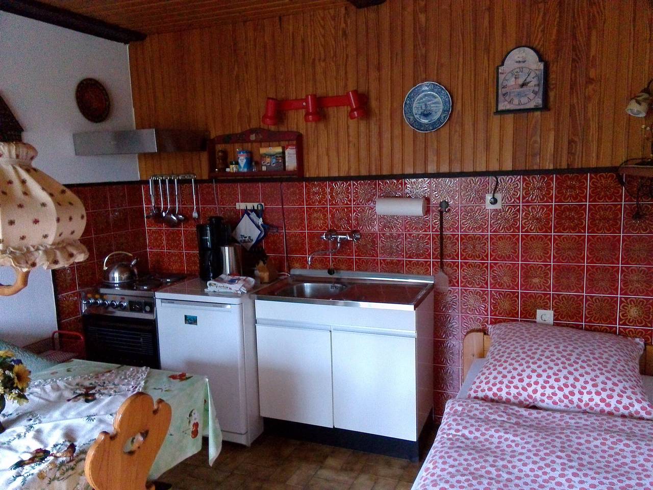 Ganze Wohnung, Ferienwohnung 1, 35 qm, 1 schlafzimmer, wohn-/schlafzimmer, überdachte terrasse, max. 3 personen in Hooksiel, Wangerland