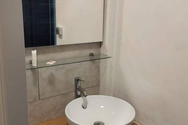 Appartement entier, Appartement avec 2 chambres Morlaix pres de la gare et du centre in Morlaix, Ceinture Dorée