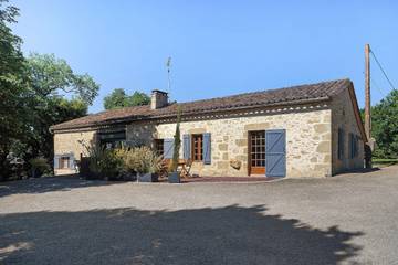 Location De Vacances pour 6 Personnes dans Sérignac-Péboudou, Région de Villeneuve-sur-Lot, Photo 2