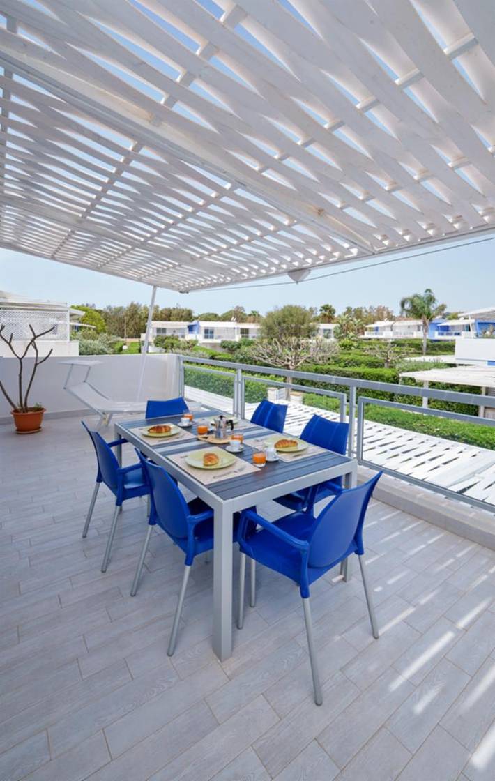 Apartamento entero, Grecale, casa vacanze con veranda a 100 mt dal mare in Dolcevita Beach, Ragusa (Sicilia)