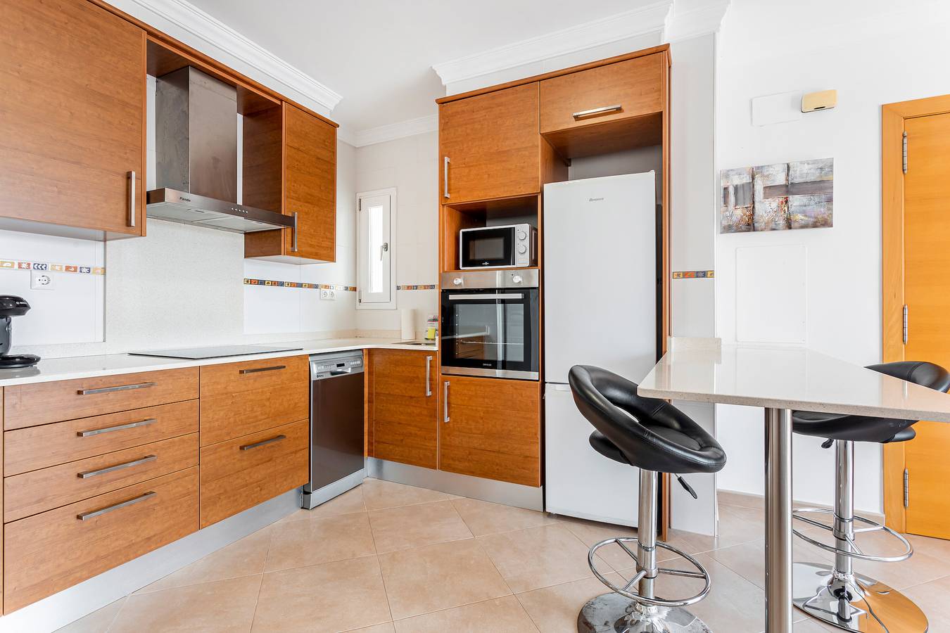 Apartamento entero, Apartamento 'Acogedor y Excelente Ubicación' con Terraza Privada y Wi-Fi in Puerto de Sagunto, Sagunto