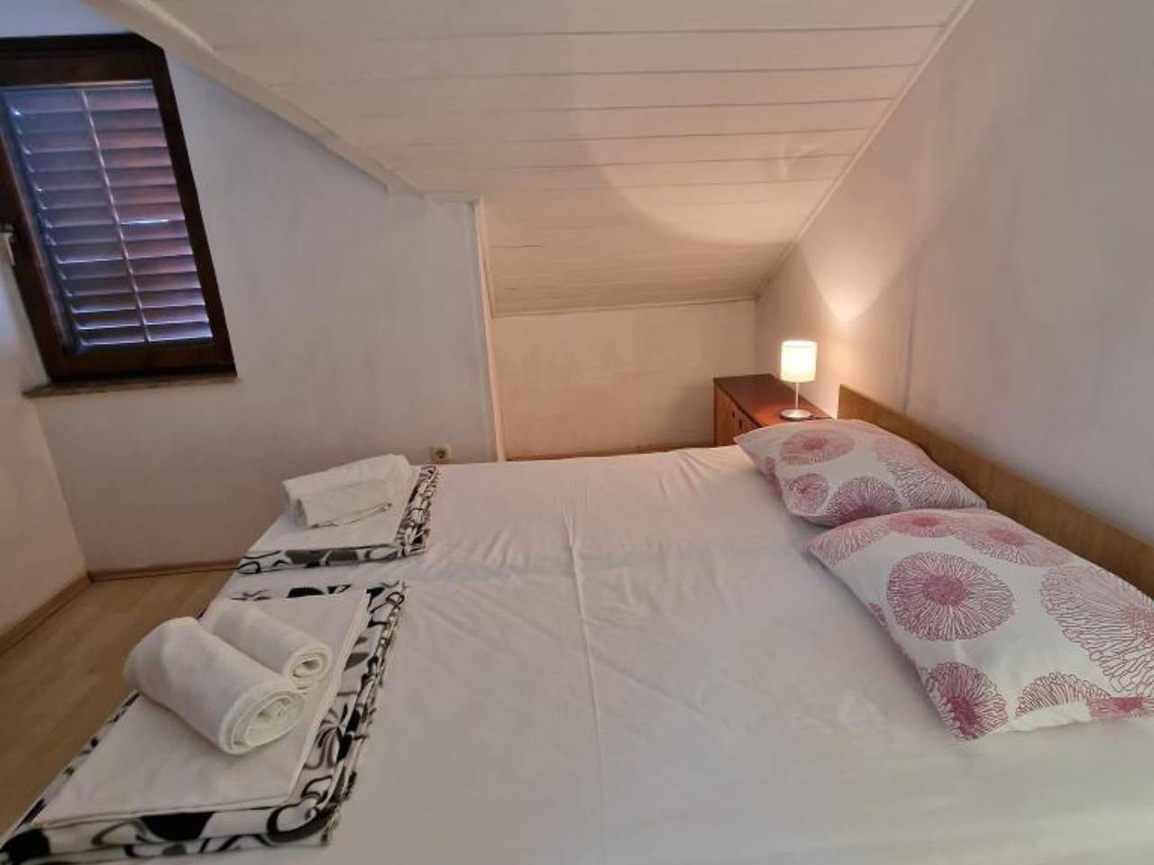 Ganze Wohnung, Two Bedroom Apartment with Terrace and Sea View 4 Niko in Gradac, Makarska Riviera