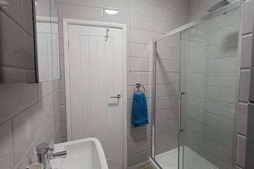 Apartment for 2 People in Huddersfield, West Yorkshire, Photo 2