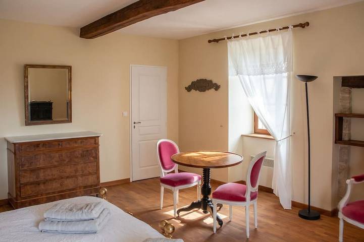 Appartement entier, Homerez - Appart. vue mont. à Espalion in Espalion, L'Aubrac