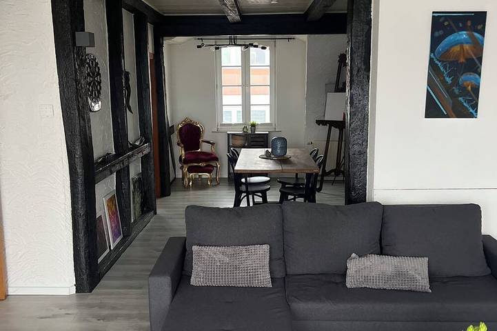 Ganze Wohnung, Dachgeschoss Maisonette Wohnung in Euskirchen, Kreis Euskirchen