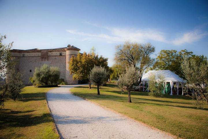 Ferienwohnung für 11 Personen, mit Whirlpool und Garten sowie Pool und Ausblick in Avigliano Umbro