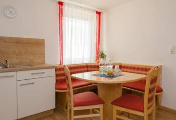 Ferienwohnung für 6 Personen in Spielberg, Bezirk Knittelfeld, Bild 4