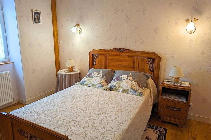 Gîte pour 4 personnes, avec jardin dans Saint-Genis-d'Hiersac - 2