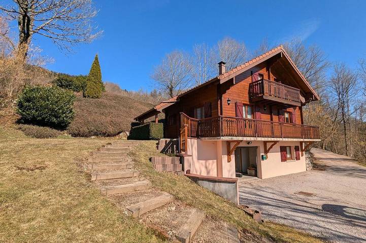 Gîte pour 5 personnes, avec jardin - 1