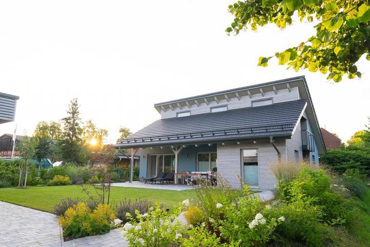 Ferienhaus für 6 Personen, mit Garten in Neukalen