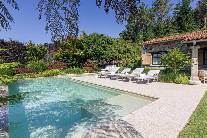 Chalet para 6 personas, con piscina además de jacuzzi y jardín en Provincia de La Coruña - 2