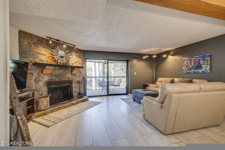 Vacation rental for 4 people, with balcony in Gatlinburg