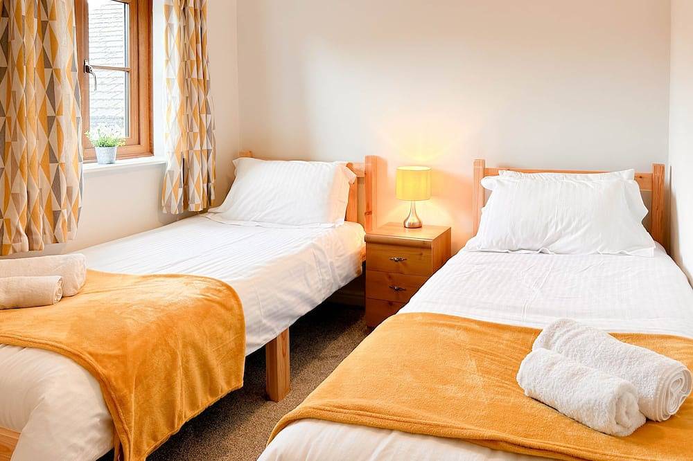 A fantastic, 2 bed cottage, sleeping 4 people and 1 furry friend w/open fire, Wifi & central heating in Reeth, Yorkshire Dales National Park