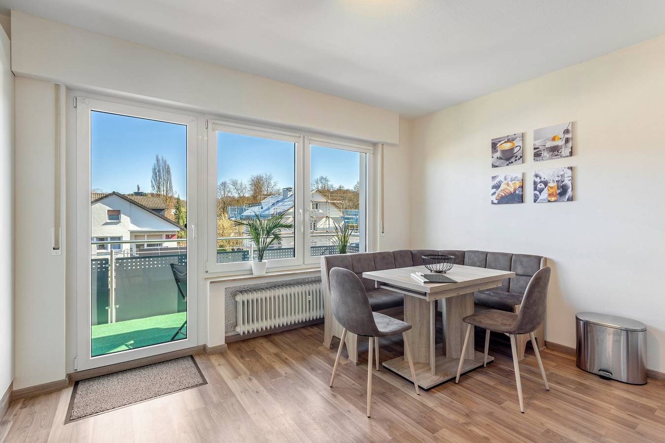 Ganze Wohnung, Ferienwohnung im Obergeschoss mit privatem Balkon und Internet in Brilon, Hochsauerlandkreis