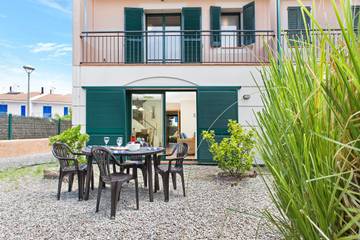 Villa for 6 Guests in Torroella de Montgrí, Lower Empordà, Picture 1
