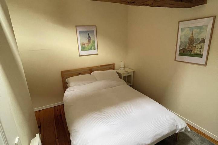 Gîte pour 4 personnes, avec jardin ainsi que terrasse et piscine à Chalais - 3