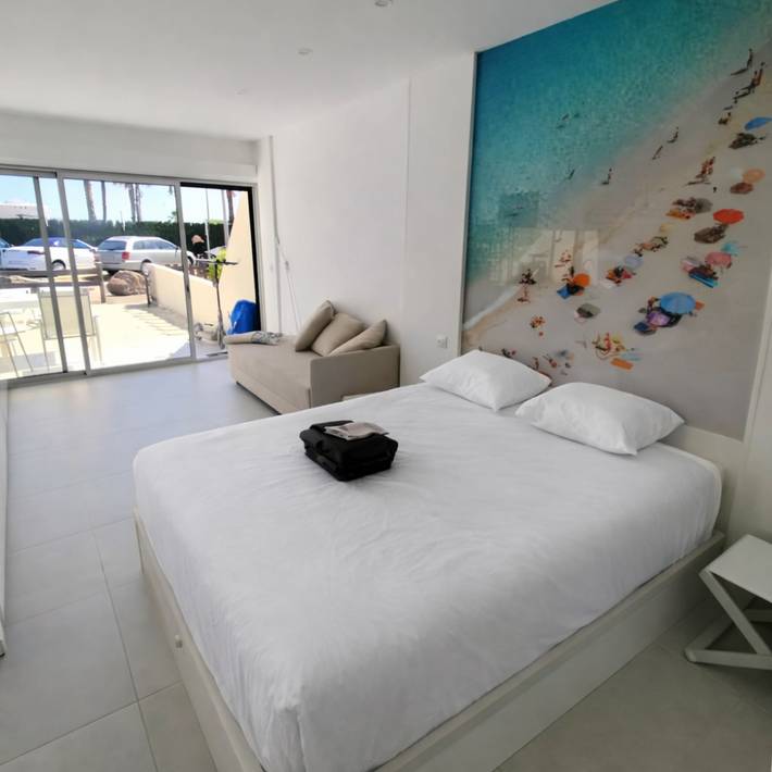 Gîte pour 3 personnes, avec terrasse dans Cap d'Agde naturiste