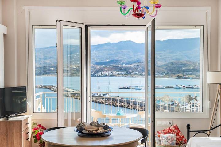 Ferienwohnung für 4 Personen, mit Terrasse und Seeblick sowie Ausblick - 1