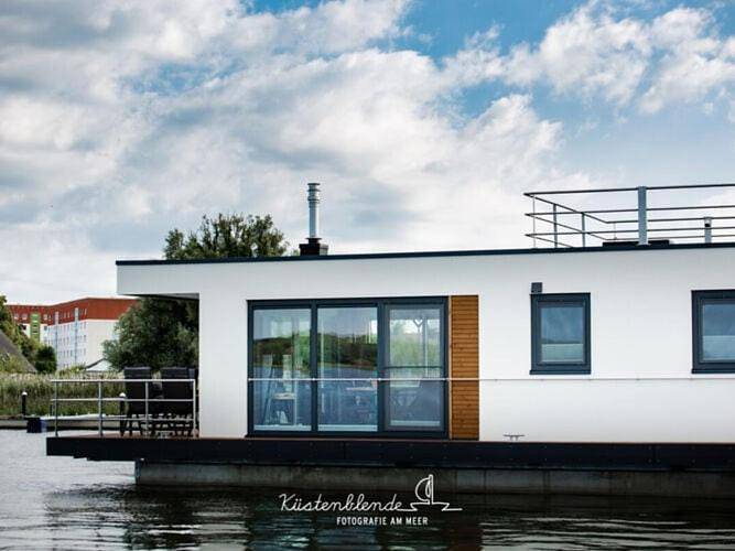 Boot für 2 Personen, mit Terrasse auf Fischland - Darß - Zingst
