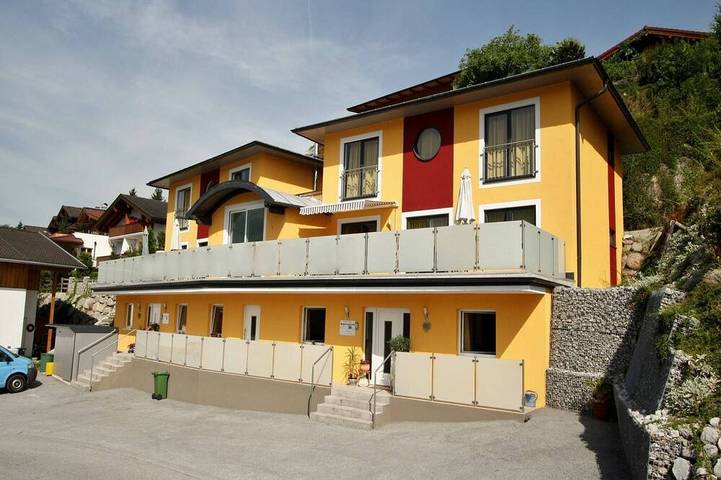 Ferienhaus für 26 Personen, mit Sauna und Terrasse, mit Haustier in Piesendorf