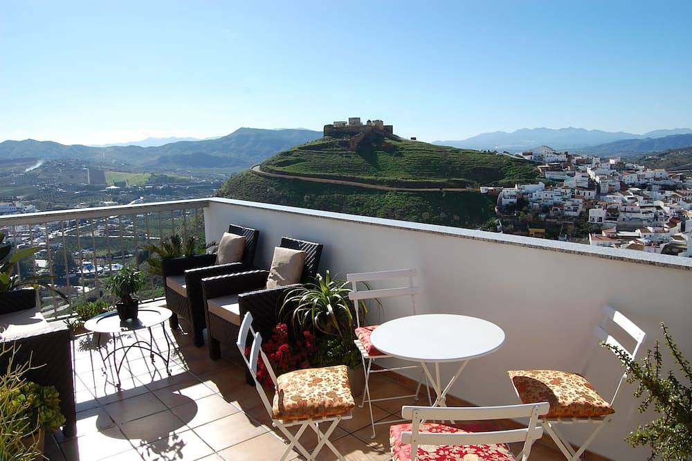 Apartamento entero, Un nuevo 2 habitación lujo atico en el centro histórico de Álora in Álora, Provincia de Málaga