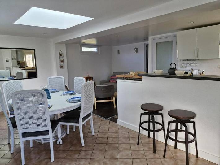 Location de vacances pour 8 personnes, avec vue et jardin dans Kairon Plage