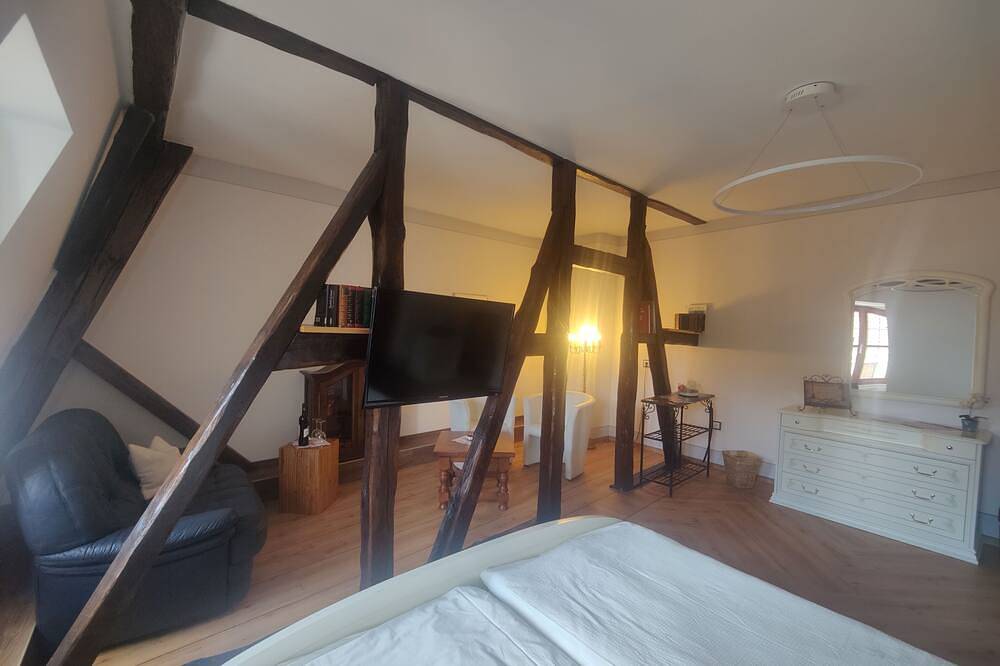 Doppelzimmer 9 - Hotel Zum Klötzelmönch in Görlitz, Oberlausitz-Niederschlesien