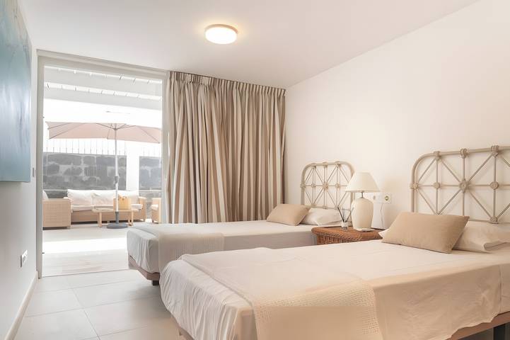 Villa pour 13 personnes, avec jacuzzi et balcon à Maspalomas - 2