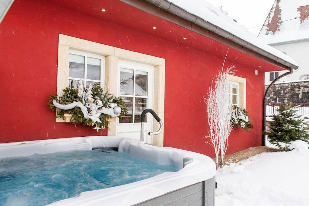 Doller Villa 4 stars Hot Tub Mountain Ski Ballon d'Alsace in Sewen, Parc naturel régional des Ballons des Vosges