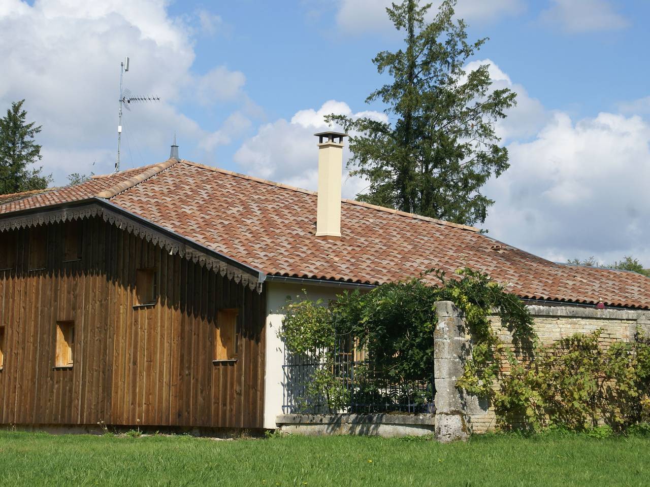 Ferienhaus in Nettancourt mit Pool in Nettancourt, Bar-le-Duc Region