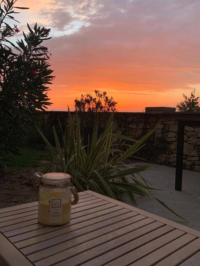 Location de vacances pour 4 personnes, avec terrasse et vue à Saint-Roman-de-Malegarde - 4