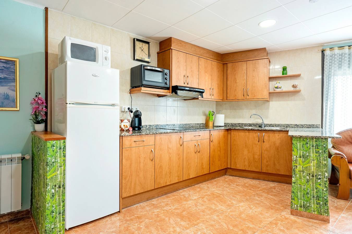 Apartamento entero, Apartamento 'Lo Perxe' con vistas a la montaña, Wi-Fi y aire acondicionado in Villalba de los Arcos, Terra Alta